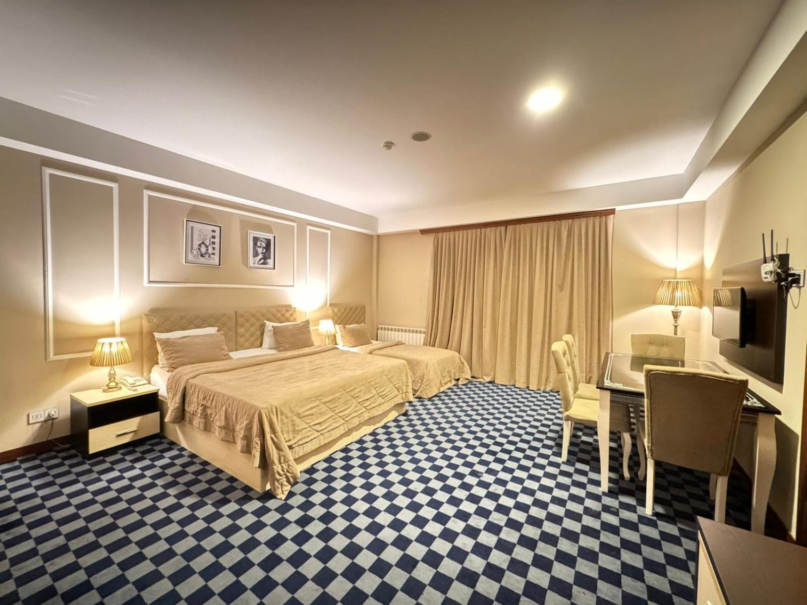 Sea Pearl Hotel 4*